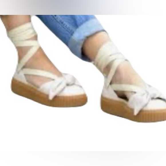 Women Puma Fenty Bow Creeper Sandal - Picture 1 of 6